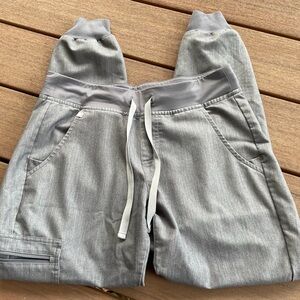 Figs gray scrub joggers